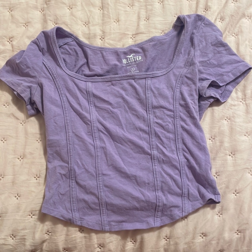 Hollister baby tee, size small